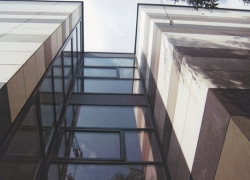 schule-goettingen-fassadentafel-natura-genietet-800m2-002
