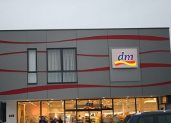 vorhangfassade-trespa